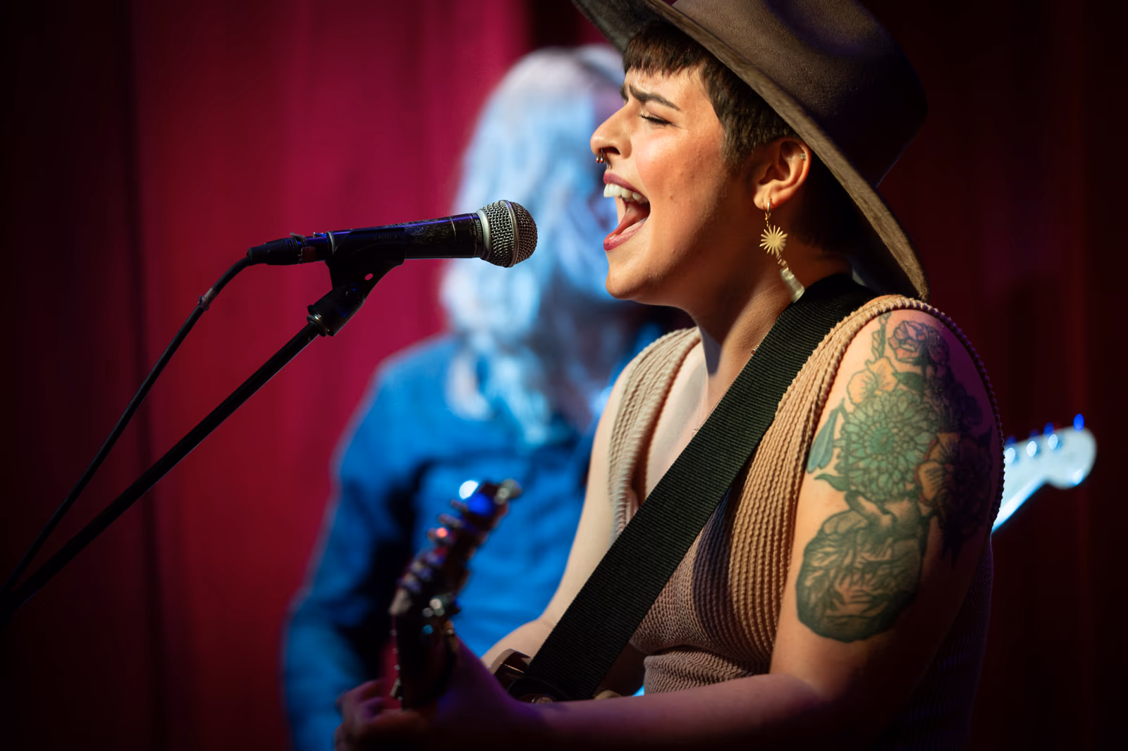 Anna Applegate & the Alibi at MOTR Pub