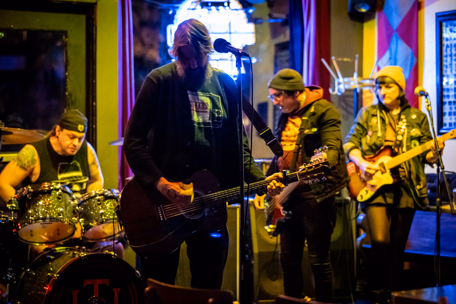 Tim Holehouse at The Comet